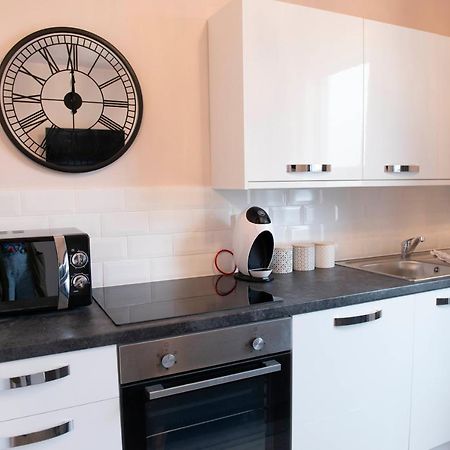 Charles Alexander Short Stay - Highcliffe Apartments Cleveleys Buitenkant foto