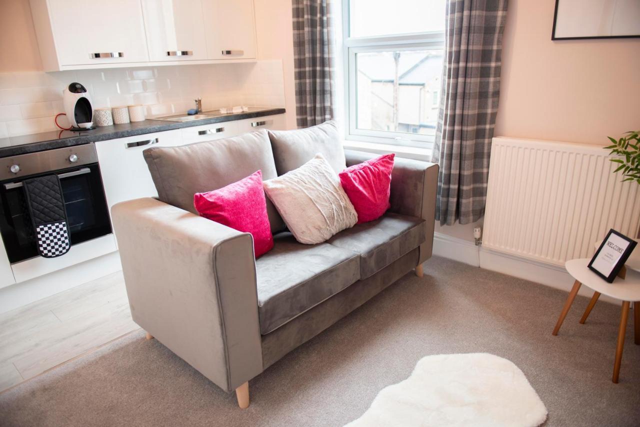 Charles Alexander Short Stay - Highcliffe Apartments Cleveleys Buitenkant foto